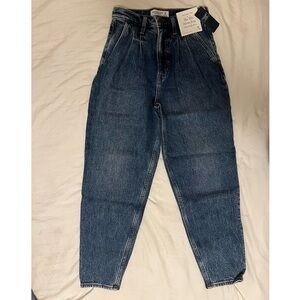 High Rise 80s Mom Jeans medium washed #80s
Size : 25